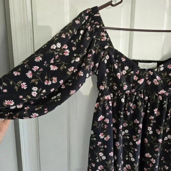 WAYF black and floral baby doll dress puff sleeve sz XS/S - Picture 9 of 14